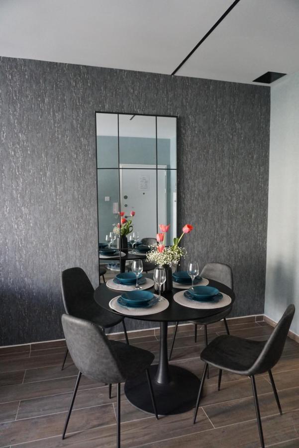Korzo Suites Paceville Сент Джулианс Экстерьер фото