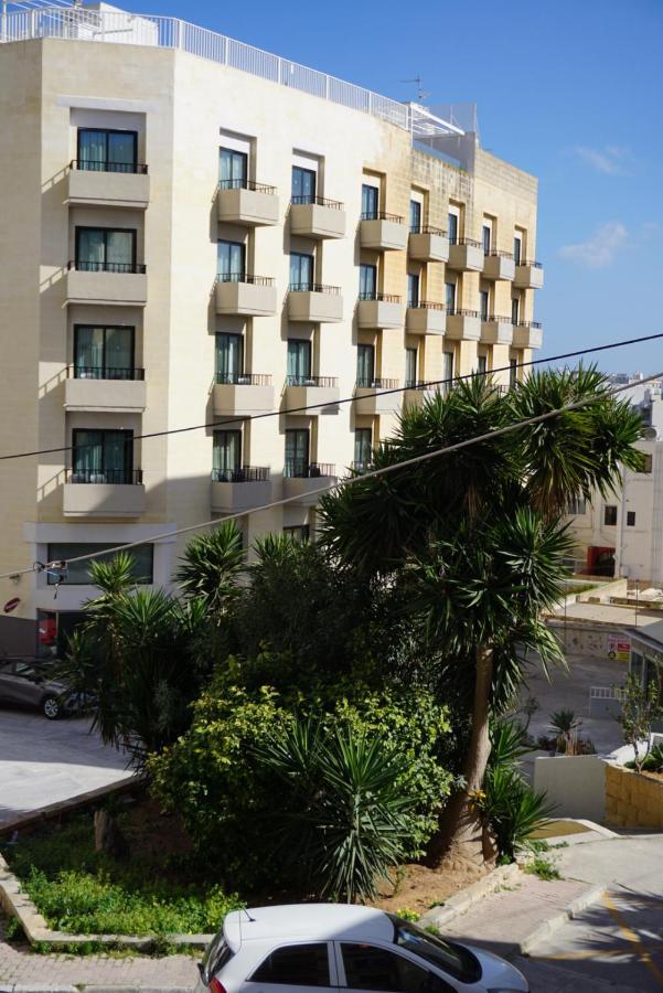 Korzo Suites Paceville Сент Джулианс Экстерьер фото